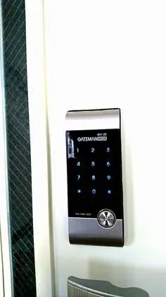 Basic Daire, Sadece kadınlar için