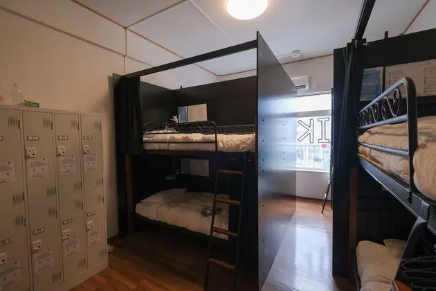 Basic Daire, Sadece kadınlar için