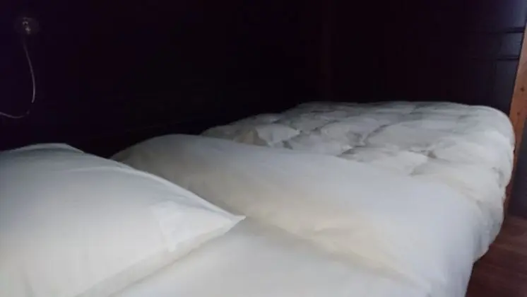 Ortak Ranzalı Oda, Sadece erkekler için