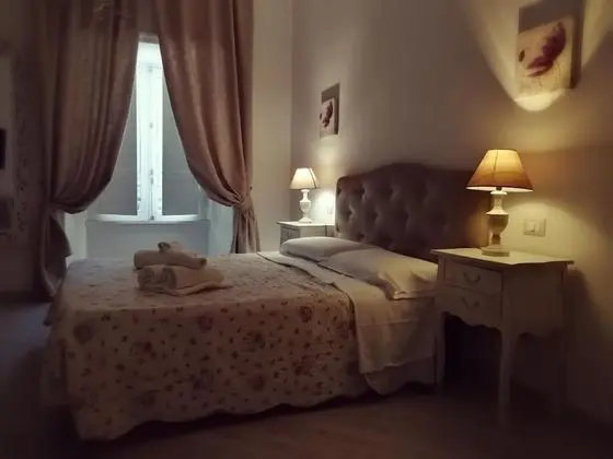 Standard Tek Büyük Yataklı Oda