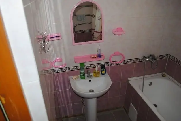 Economy Dört Kişilik Oda, Ortak Banyo