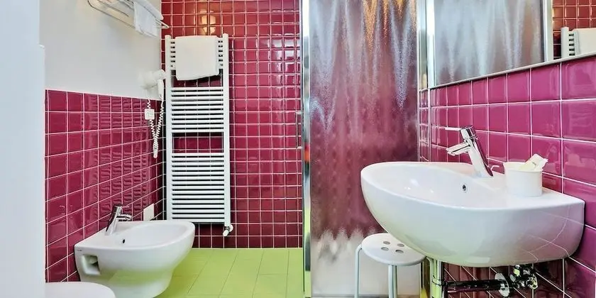 Standard Tek Büyük veya İki Ayrı Yataklı Oda