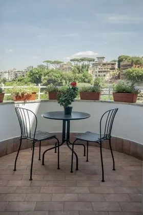 Tek Büyük Yataklı Oda, Şehir Manzaralı (Parioli)