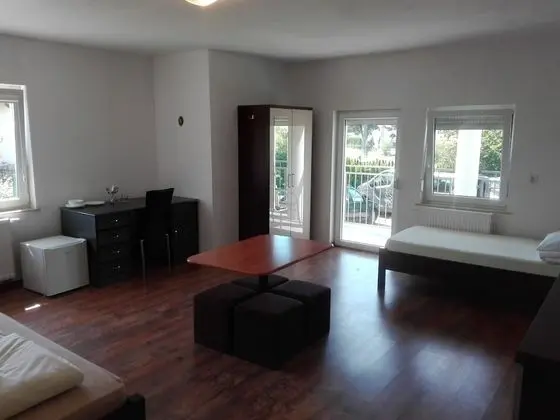 Dört Kişilik Oda, Balkon
