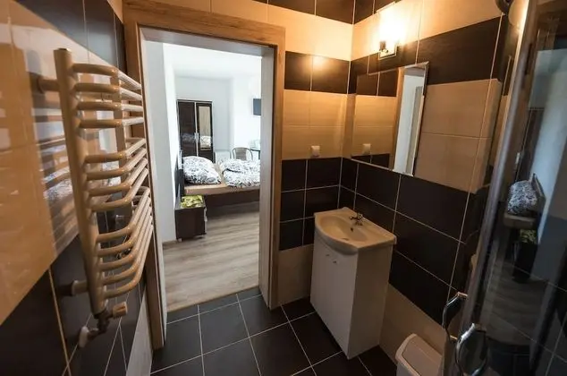 Tek Büyük Yataklı Oda, Balkon