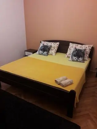 Deluxe Apart Daire, Teras