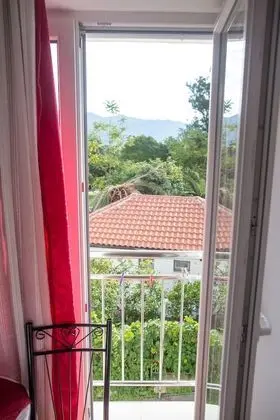 Classic Tek Büyük Yataklı Oda