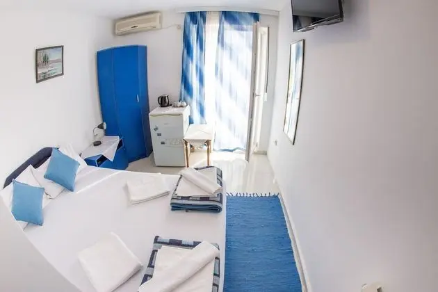 Standard Tek Büyük Yataklı Oda