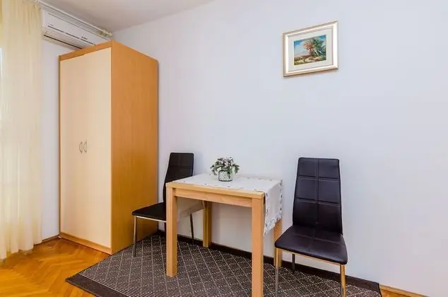 Tek Büyük Yataklı Oda (Double Room with Balcony)