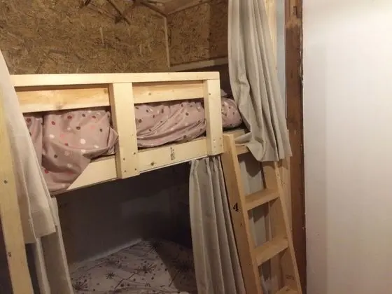 Ortak Ranzalı Oda, Sadece kadınlar için