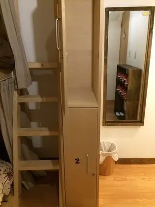 Ortak Ranzalı Oda, Sadece kadınlar için
