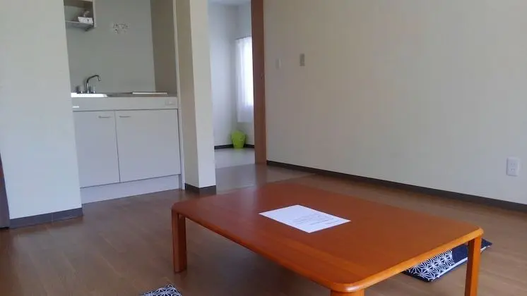 Üç Kişilik Oda, Ortak Banyo