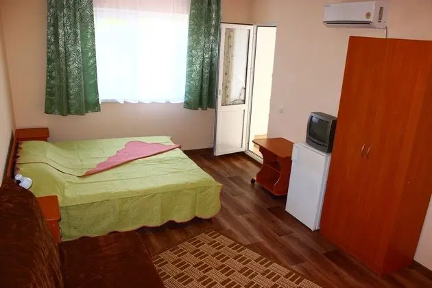 Üç Kişilik Oda