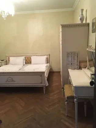 Tek Büyük Yataklı Oda, 1 Yatak Odası