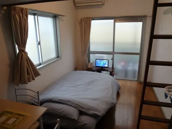 Standard Oda (with Loft, 201)