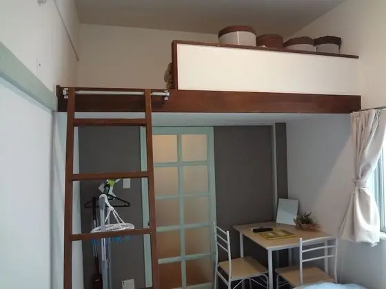 Standard Oda (with Loft, 201)