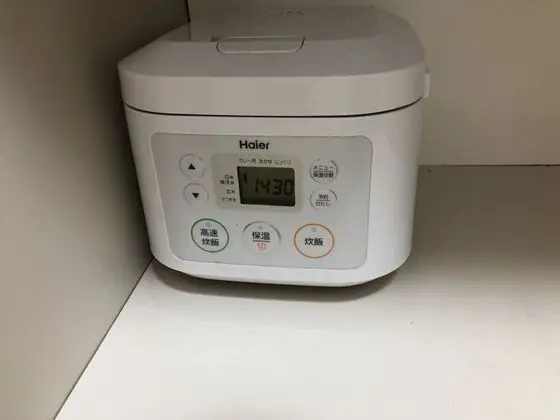 Standard Oda (102)