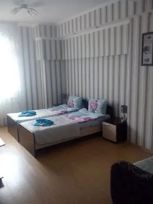 Üç Kişilik Oda, Şehir Manzaralı