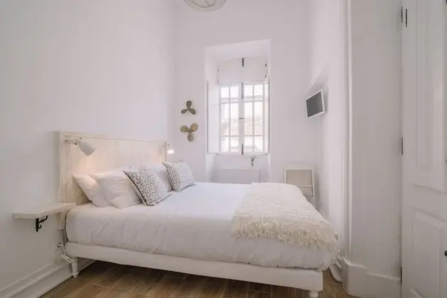 Basic Tek Büyük Yataklı Oda