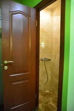 Economy Tek Büyük Yataklı Oda, Ortak Banyo (  A  )