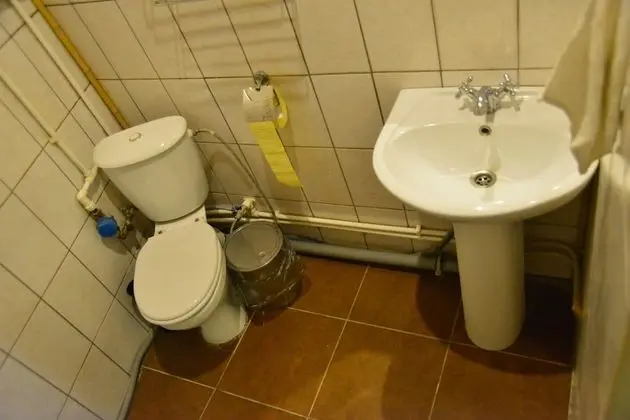 Economy Tek Büyük Yataklı Oda, Ortak Banyo (  A  )