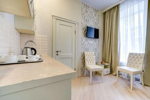 Stüdyo, Küçük Mutfak