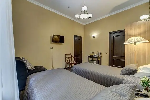 Comfort Tek Büyük veya İki Ayrı Yataklı Oda