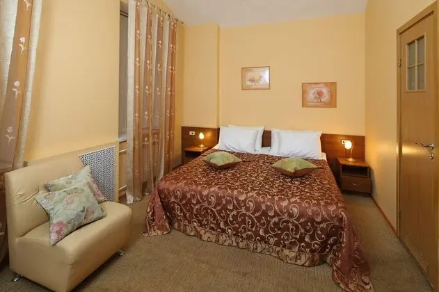 Comfort Tek Büyük veya İki Ayrı Yataklı Oda