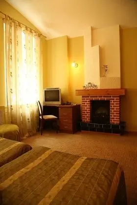 Comfort Tek Büyük veya İki Ayrı Yataklı Oda