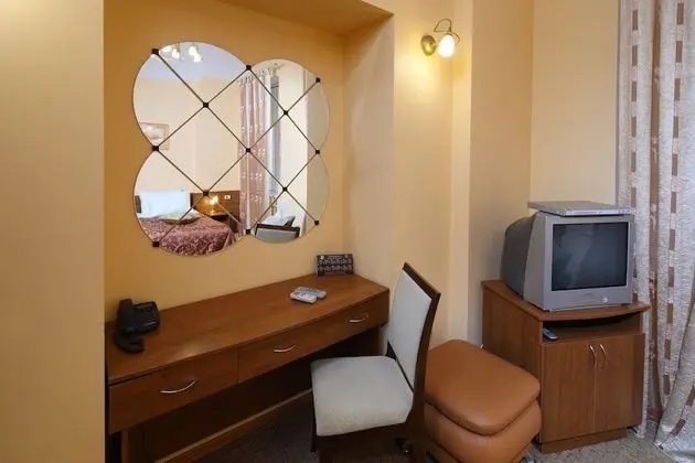 Comfort Tek Büyük veya İki Ayrı Yataklı Oda