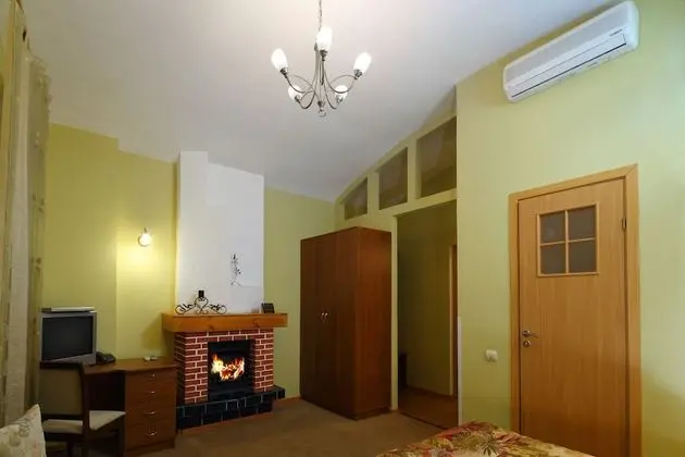 Comfort Tek Büyük veya İki Ayrı Yataklı Oda