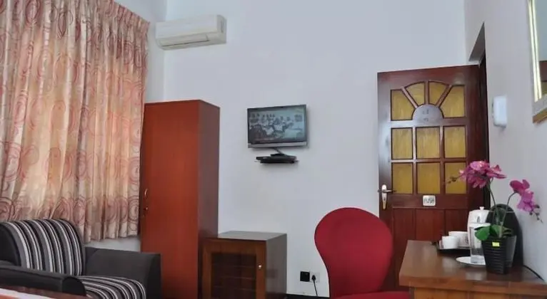 Superior Tek Büyük Yataklı Oda, 1 En Büyük (King) Boy Yatak, Balkon, Bahçe Manzaralı