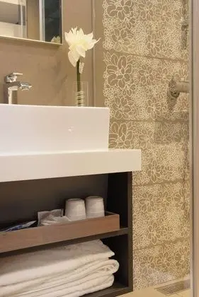 Business Üç Kişilik Oda