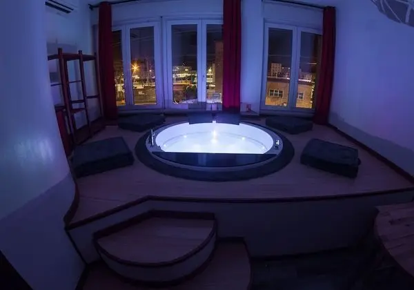 Luxury Stüdyo Süit
