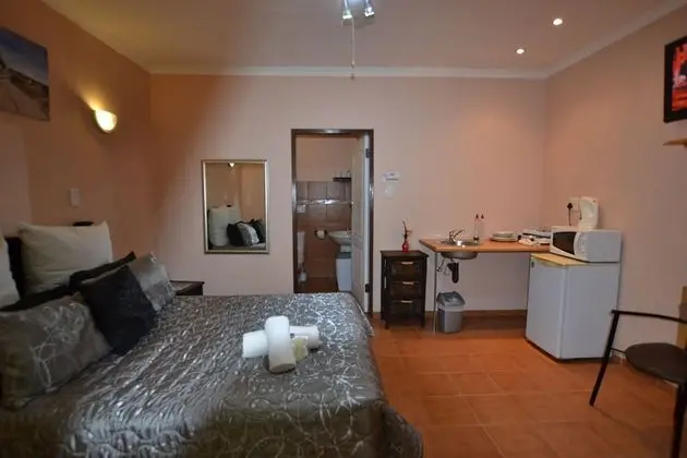 Basic Tek Büyük Yataklı Oda, Özel Banyo