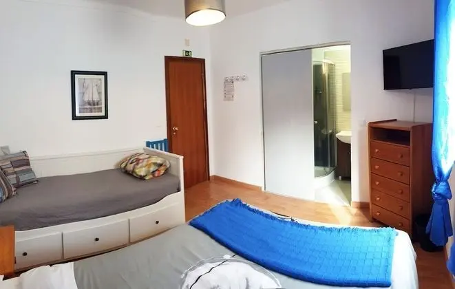 Comfort Tek Büyük veya İki Ayrı Yataklı Oda, Özel Banyo