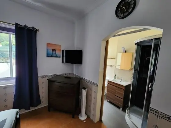 Comfort Tek Büyük veya İki Ayrı Yataklı Oda, Özel Banyo