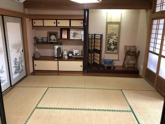 Traditional Oda (Japanese-Style, For 4 Guests, 102)