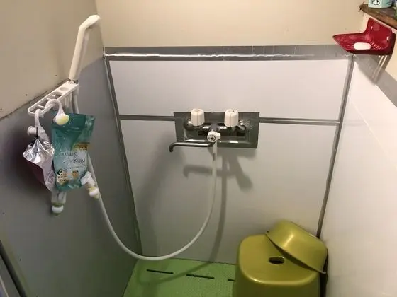 Ortak Ranzalı Oda, Karma Ranzalı Oda