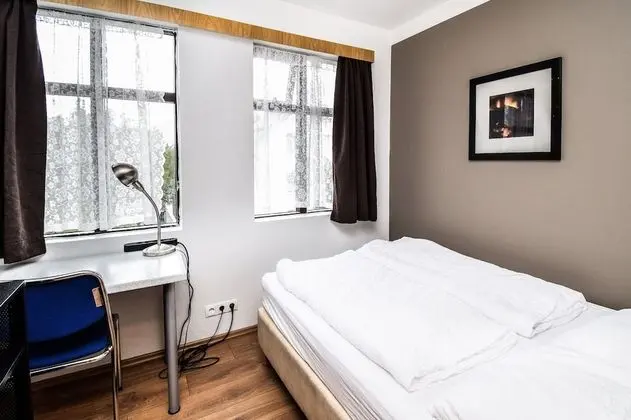 Economy Tek Büyük Yataklı Oda, Ortak Banyo