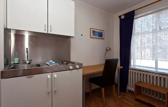 Tek Büyük veya İki Ayrı Yataklı Oda, Ortak Banyo