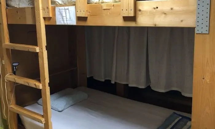 Ortak Ranzalı Oda, Sadece erkekler için