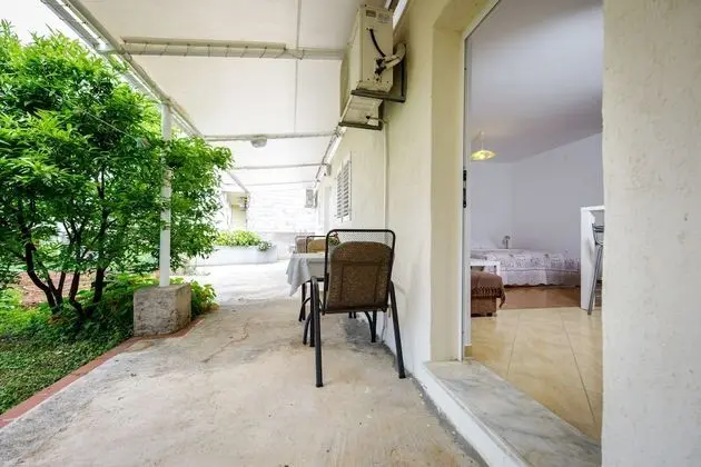Stüdyo, Veranda