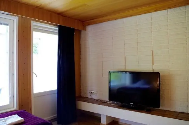 Standard Tek Büyük veya İki Ayrı Yataklı Oda, Ortak Banyo, Bahçe Manzaralı (Communal Kitchen)