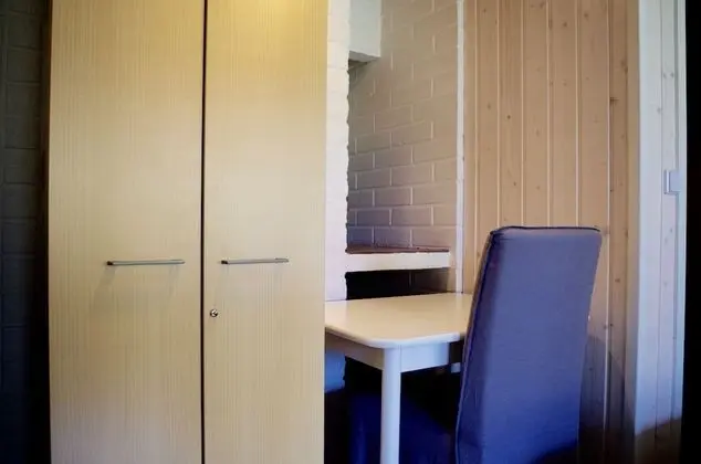 Standard Tek Büyük veya İki Ayrı Yataklı Oda, Ortak Banyo, Bahçe Manzaralı (Communal Kitchen)