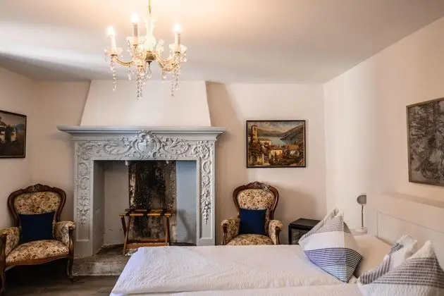 Tek Büyük Yataklı Oda, 1 Çift Kişilik Yatak, Dağ Manzaralı