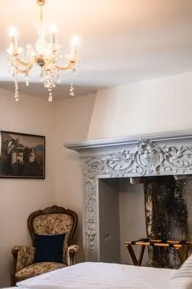 Tek Büyük Yataklı Oda, 1 Çift Kişilik Yatak, Dağ Manzaralı