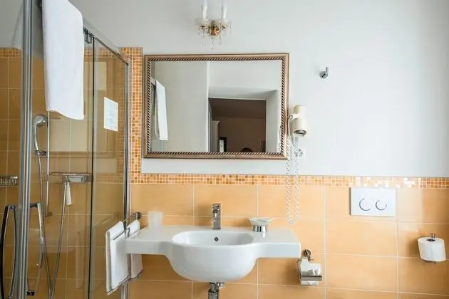 Tek Büyük Yataklı Oda, 1 Çift Kişilik Yatak, Dağ Manzaralı