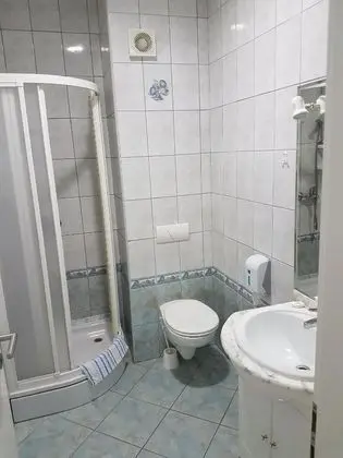 Tek Büyük Yataklı Oda (Double Room with Sea View)