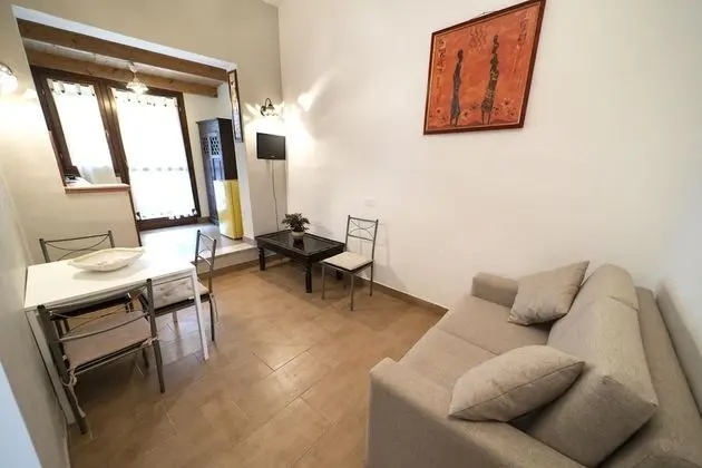 Standard Apart Daire, 1 Yatak Odası, Ek Bina